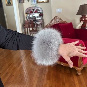 Elegant Gray Real Fox Fur Cuffs